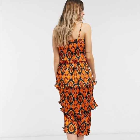 Never Fully Dressed Square Neck Tiered Frill Midaxi Dress in Geometric Print - Picture 3 of 8